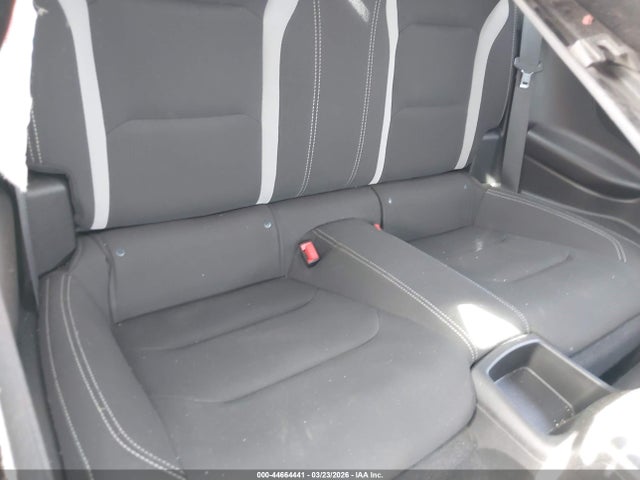 1G1FB1RS2J0114087 Chevrolet Camaro 1lt