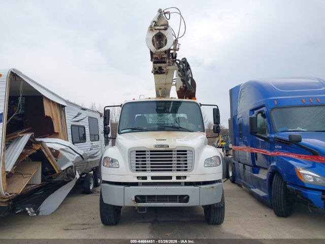 Продажа на аукционе авто 2015 Freightliner M2 106 Medium Duty, vin: 3ALKCYCY7FDGL1688, номер лота: 44664451
