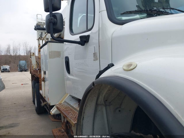 Продажа на аукционе авто 2015 Freightliner M2 106 Medium Duty, vin: 3ALKCYCY7FDGL1688, номер лота: 44664451