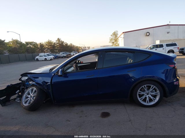 7SAYGDEE0RF068391 Tesla Model Y Long Range Dual Motor All-wheel Drive