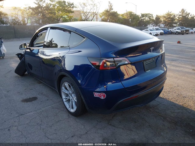 7SAYGDEE0RF068391 Tesla Model Y Long Range Dual Motor All-wheel Drive
