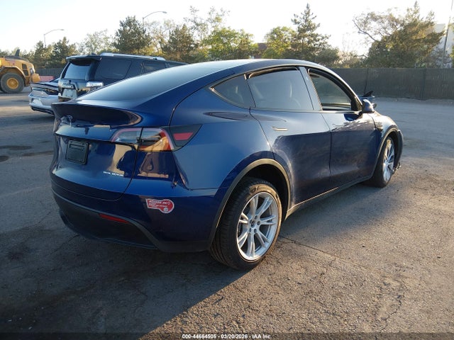 7SAYGDEE0RF068391 Tesla Model Y Long Range Dual Motor All-wheel Drive