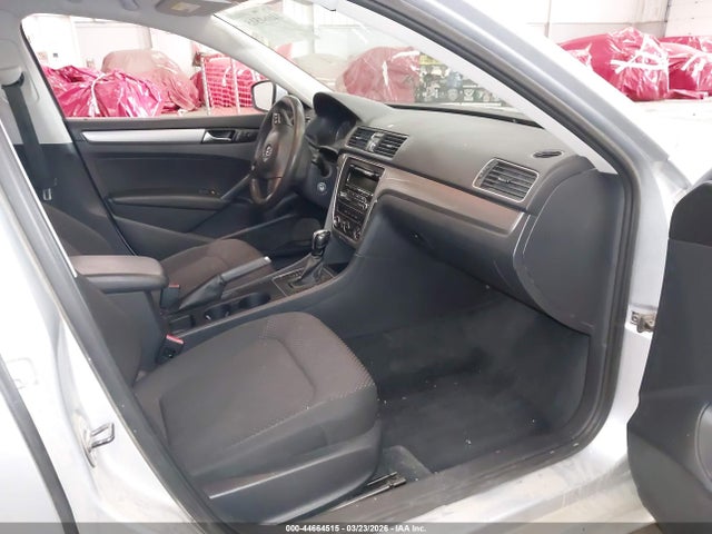 2013 Volkswagen Passat 2.5l S მანქანა იყიდება აუქციონზე, vin: 1VWAP7A31DC034340, აუქციონის ნომერი: 44664515