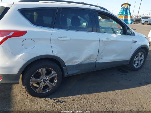 1FMCU0GXXEUD01763 Ford ESCAPE SE