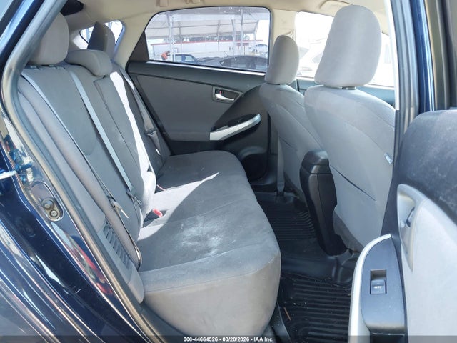 Toyota Prius Three 2015 JTDKN3DU1F0465436 Image 8