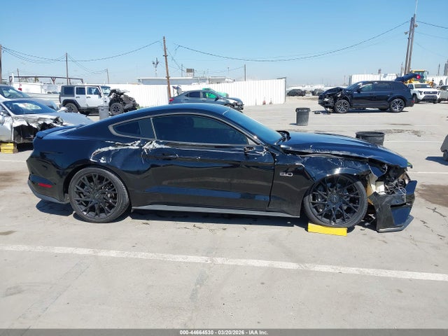 44664530 :رقم المزاد ، 1FA6P8CF0J5145196 vin ، 2018 Ford Mustang Gt مزاد بيع
