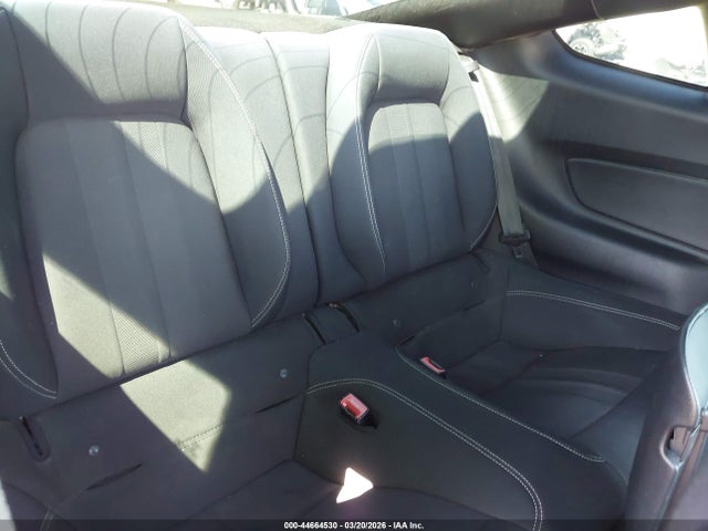 44664530 :رقم المزاد ، 1FA6P8CF0J5145196 vin ، 2018 Ford Mustang Gt مزاد بيع