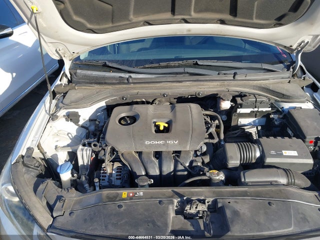 KMHD84LF0HU237430 Hyundai Elantra Value Edition