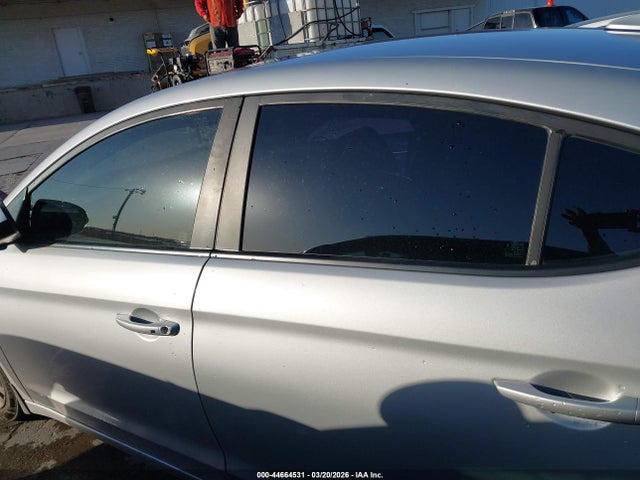 KMHD84LF0HU237430 Hyundai Elantra Value Edition