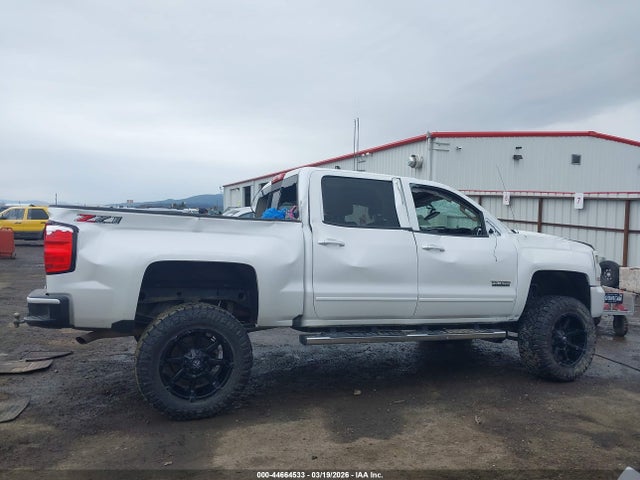 3GCUKREC7JG570108 Chevrolet Silverado 1500 2lt