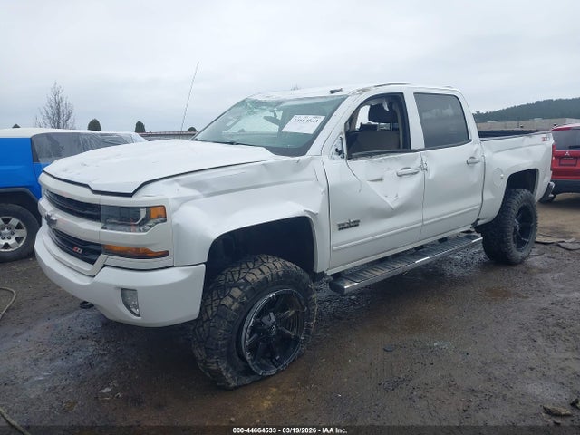 3GCUKREC7JG570108 Chevrolet Silverado 1500 2lt