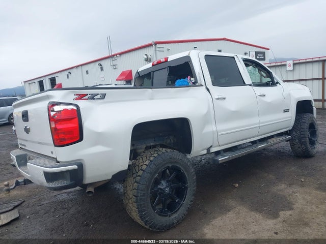 3GCUKREC7JG570108 Chevrolet Silverado 1500 2lt