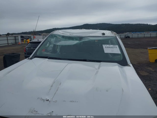 3GCUKREC7JG570108 Chevrolet Silverado 1500 2lt