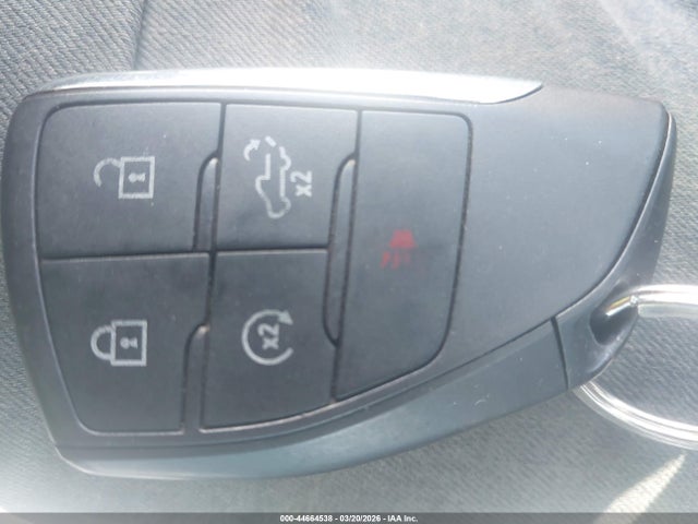 Продажа на аукционе авто 2024 Chevrolet Silverado 1500 4wd  Short Bed Rst, vin: 1GCUDEED0RZ255125, номер лота: 44664538