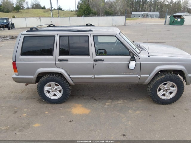 Aukcja sprzedaży 2001 Jeep Cherokee Limited, vin: 1J4FF68S01L526463, numer aukcji: 44664544