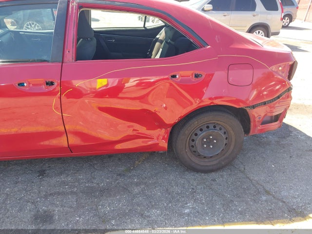 Toyota COROLLA LE 2018 5YFBURHE4JP831851 Image 18