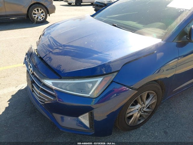 Hyundai ELANTRA SE 2019 5NPD74LFXKH432511 Image 18