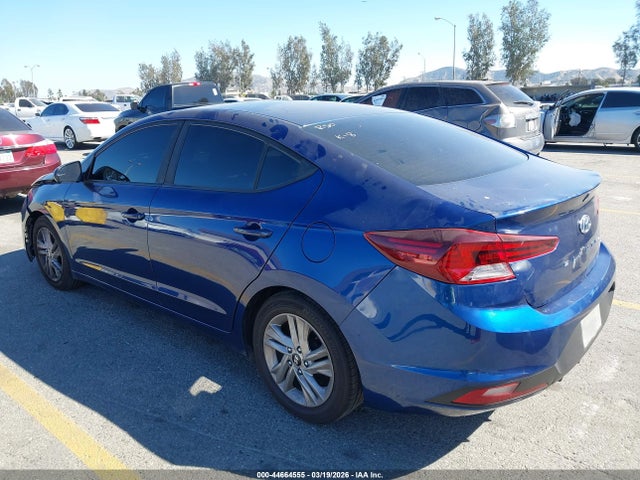 Hyundai ELANTRA SE 2019 5NPD74LFXKH432511 Image 3