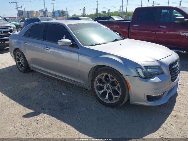2018 CHRYSLER 300 2C3CCABG0JH269492