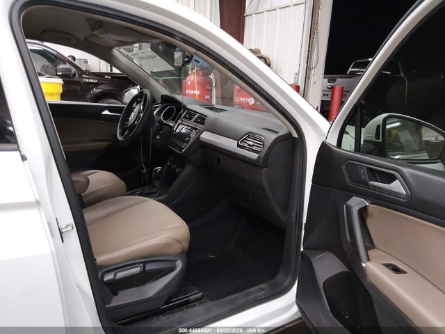 2020 VOLKSWAGEN TIGUAN 3VV1B7AXXLM128204 Photo 4