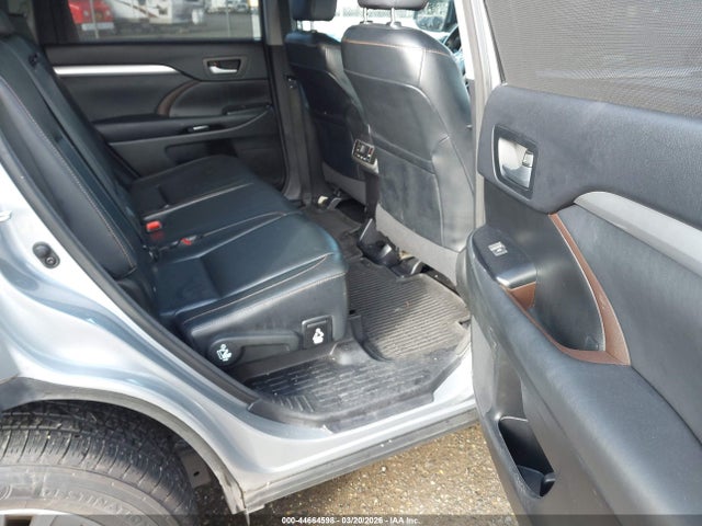 5TDJKRFH9FS088696 Toyota Highlander Xle V6