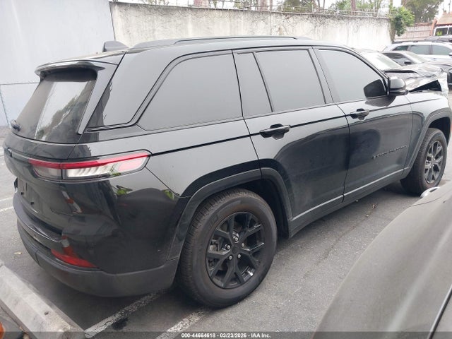 2025 JEEP GRAND CHEROKEE 1C4RJGAG6SC294238 Photo 3