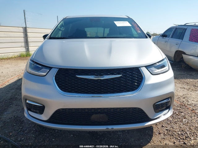 2026 Chrysler Pacifica Select მანქანა იყიდება აუქციონზე, vin: 2C4RC1BG9TR204675, აუქციონის ნომერი: 44664621