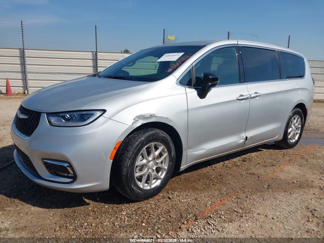 2026 Chrysler Pacifica Select მანქანა იყიდება აუქციონზე, vin: 2C4RC1BG9TR204675, აუქციონის ნომერი: 44664621