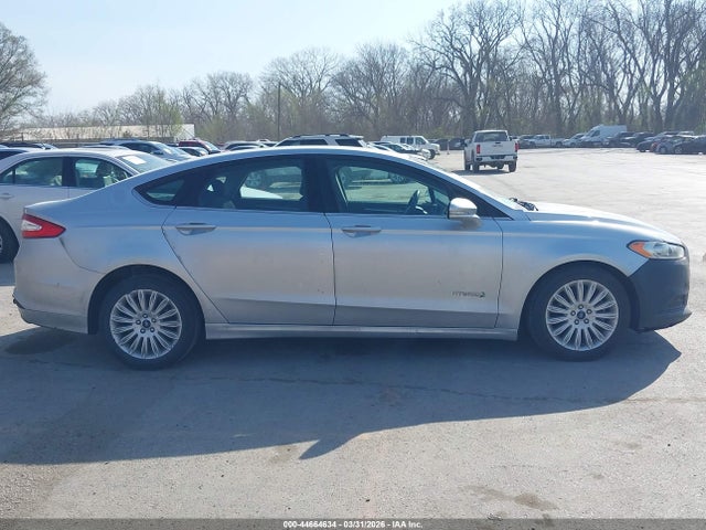 Продаж на аукціоні авто 2016 Ford Fusion Hybrid Se, vin: 3FA6P0LU0GR172548, номер лоту: 44664634