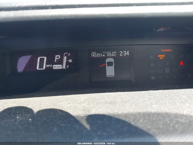 Toyota Prius C Two 2015 JTDKDTB30F1584022 Image 7