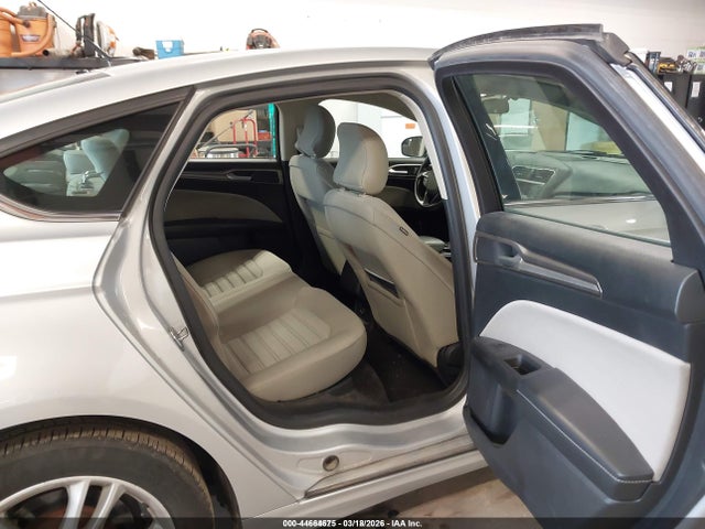 3FA6P0UU6JR100646 Ford Fusion Hybrid S