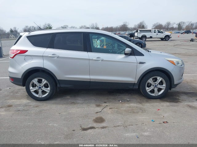 1FMCU0GX3EUD32871 Ford ESCAPE SE