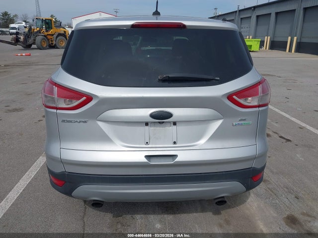 1FMCU0GX3EUD32871 Ford ESCAPE SE
