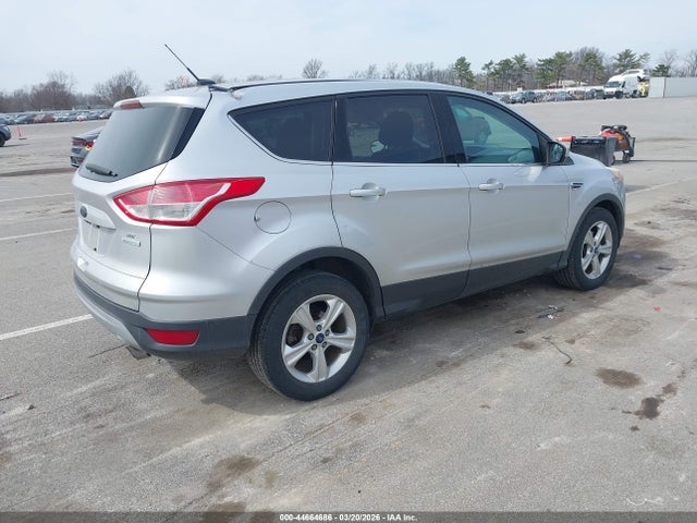 1FMCU0GX3EUD32871 Ford ESCAPE SE