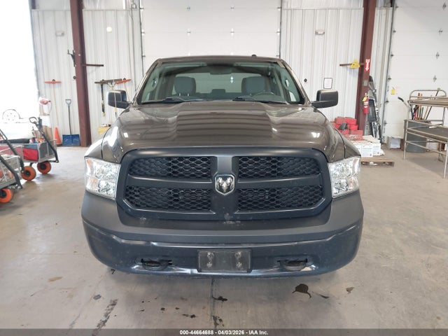 3C6RR7KG6LG205393 RAM 1500 Classic Tradesman 4x4 5&#039;7 Box