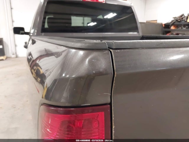 3C6RR7KG6LG205393 RAM 1500 Classic Tradesman 4x4 5&#039;7 Box