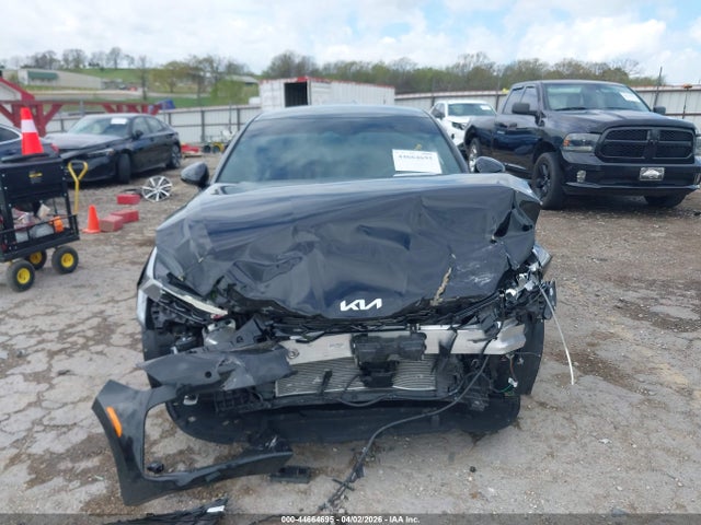 44664695 :رقم المزاد ، KNAG64J77S5375905 vin ، 2025 Kia K5 Gt-line مزاد بيع