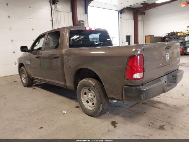 1C6RR7KG9JS313089 RAM 1500 Tradesman 4x4 5&#039;7 Box