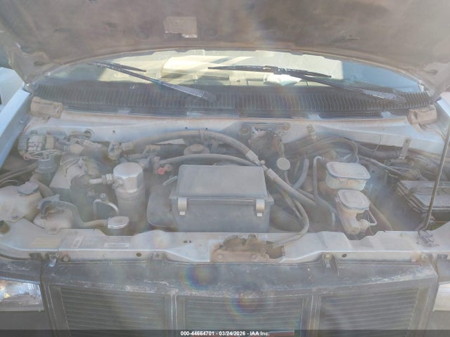 44664701 :رقم المزاد ، 1GKEL19W8RB527333 vin ، 1994 Gmc Safari Xt مزاد بيع
