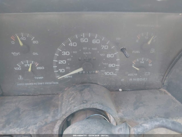 44664701 :رقم المزاد ، 1GKEL19W8RB527333 vin ، 1994 Gmc Safari Xt مزاد بيع