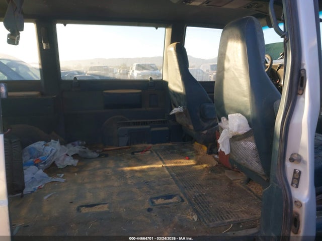 44664701 :رقم المزاد ، 1GKEL19W8RB527333 vin ، 1994 Gmc Safari Xt مزاد بيع