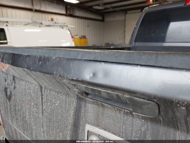 3C6RR7KG9MG600816 RAM 1500 Classic Tradesman 4x4 5&#039;7 Box