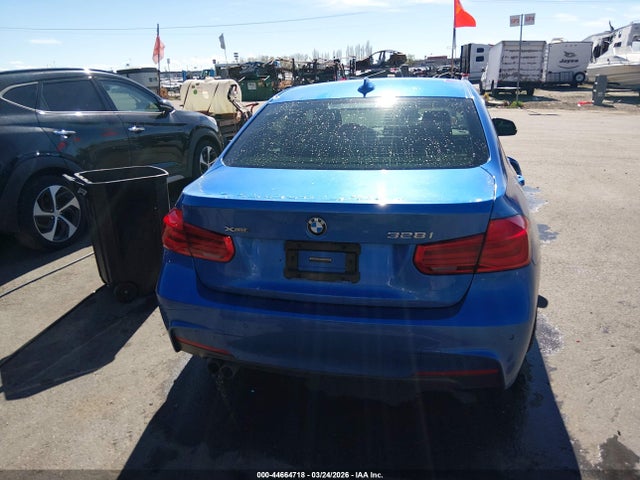 44664718 :رقم المزاد ، WBA8E3G55GNU04350 vin ، 2016 Bmw 328i Xdrive مزاد بيع