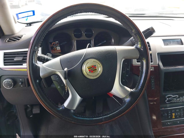 Продажа на аукционе авто 2008 Cadillac Escalade Standard, vin: 1GYEC63878R174683, номер лота: 44664719