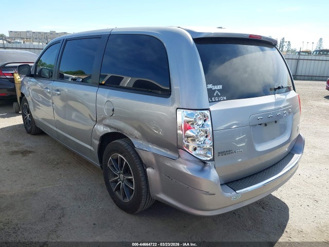 44664722 :رقم المزاد ، 2C4RDGEG1JR196046 vin ، 2018 Dodge Grand Caravan Gt مزاد بيع