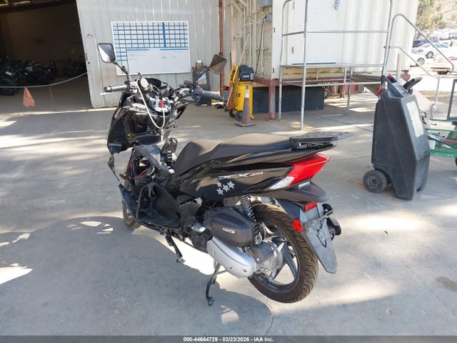 Продаж на аукціоні авто 2015 Honda Pcx 150, vin: RLHKF180XFY001314, номер лоту: 44664729
