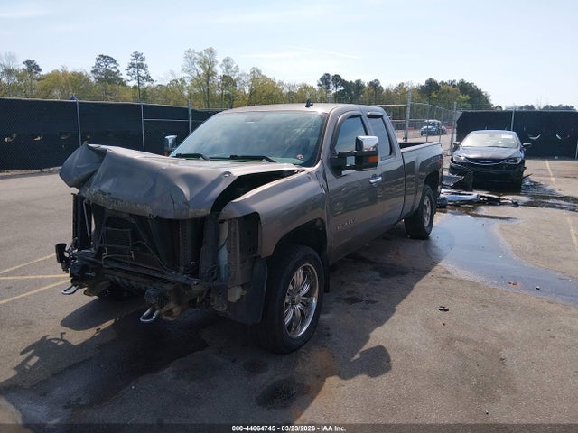 2011 CHEVROLET SILVERADO 1500 1GCRKSE3XBZ311529 Photo 1