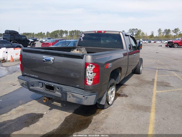 2011 CHEVROLET SILVERADO 1500 1GCRKSE3XBZ311529 Photo 3