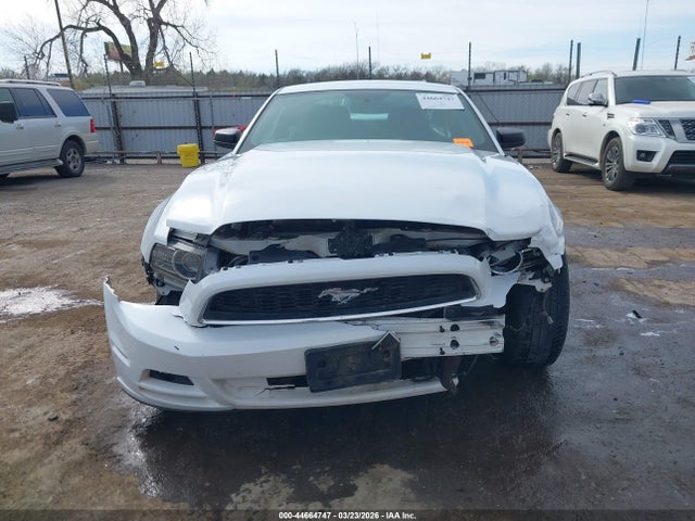 Продаж на аукціоні авто 2014 Ford Mustang V6, vin: 1ZVBP8AM6E5291325, номер лоту: 44664747