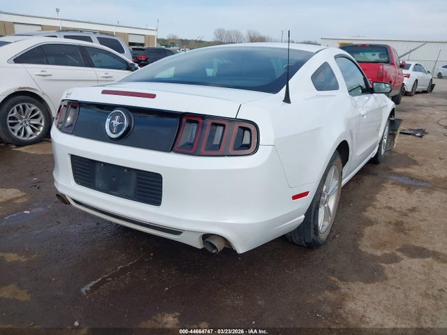 Продаж на аукціоні авто 2014 Ford Mustang V6, vin: 1ZVBP8AM6E5291325, номер лоту: 44664747